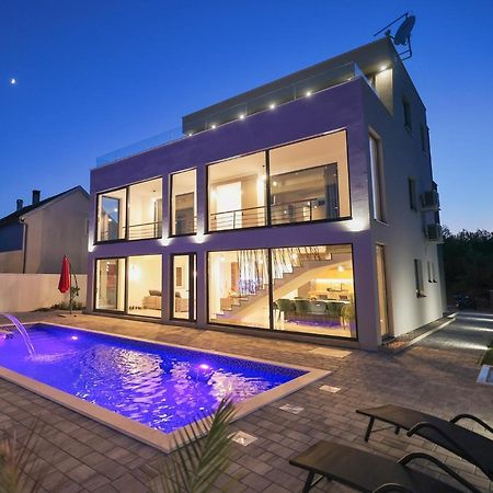 Rhapsody In Green - Luxury Villa In Zadar Crno Dış mekan fotoğraf